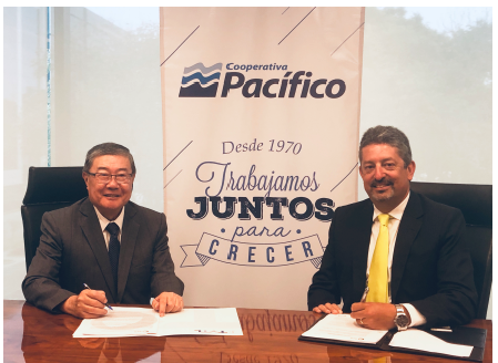 José Suguiyama, Director Institucional Coop. Pacífico; y Rafael Torres, CEO de la RPN